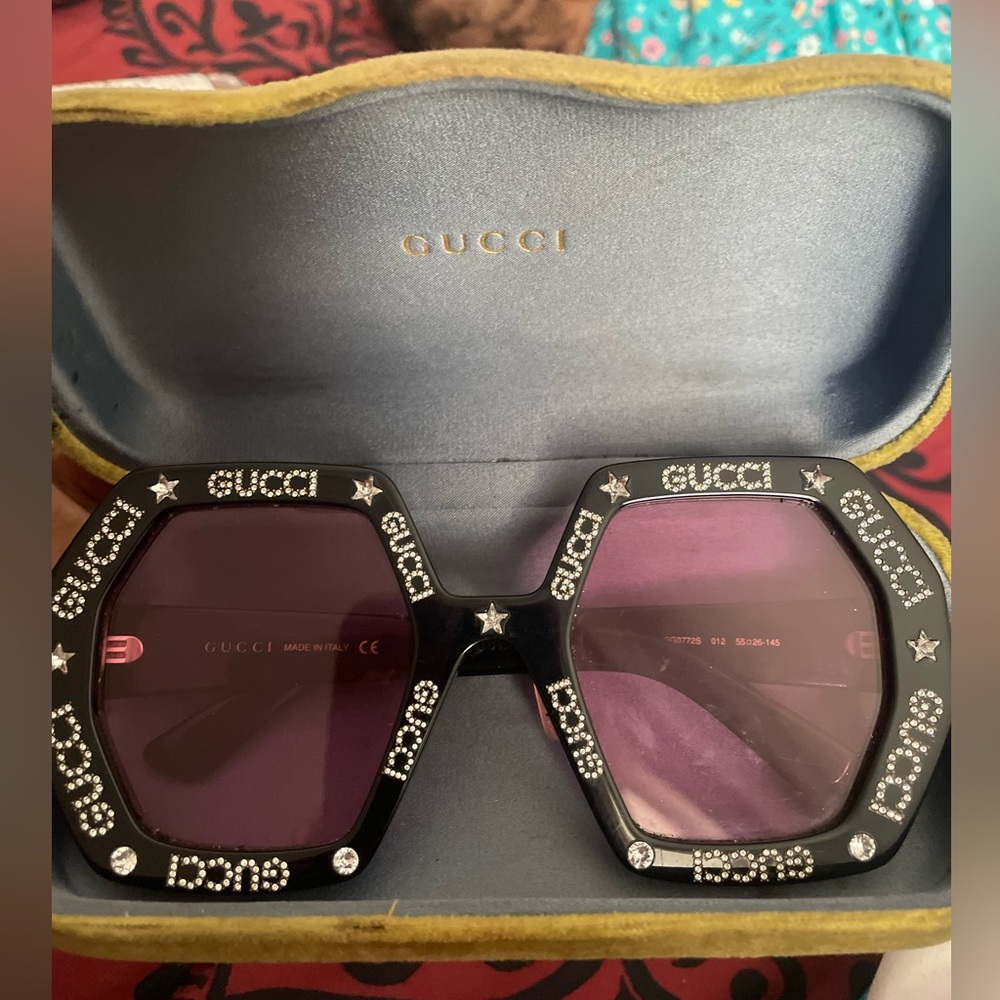 Gucci designer glasses to tone Black/nude rhinestone frames